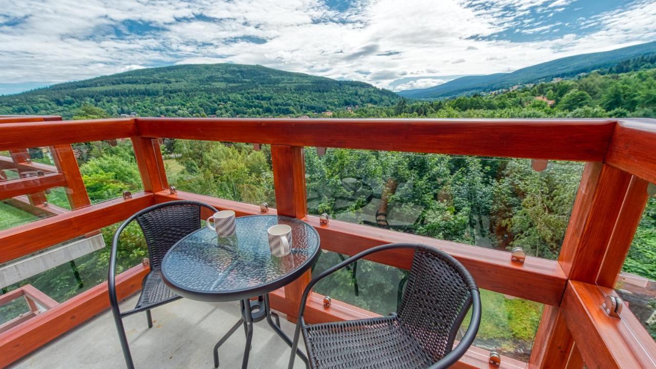 Apartamenty Holiday Mountain Residence By Royal Aparts Świeradów-Zdrój Екстериор снимка